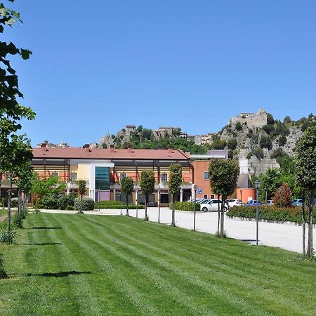 Domus Hotel Bagnoli Del Trigno Экстерьер фото