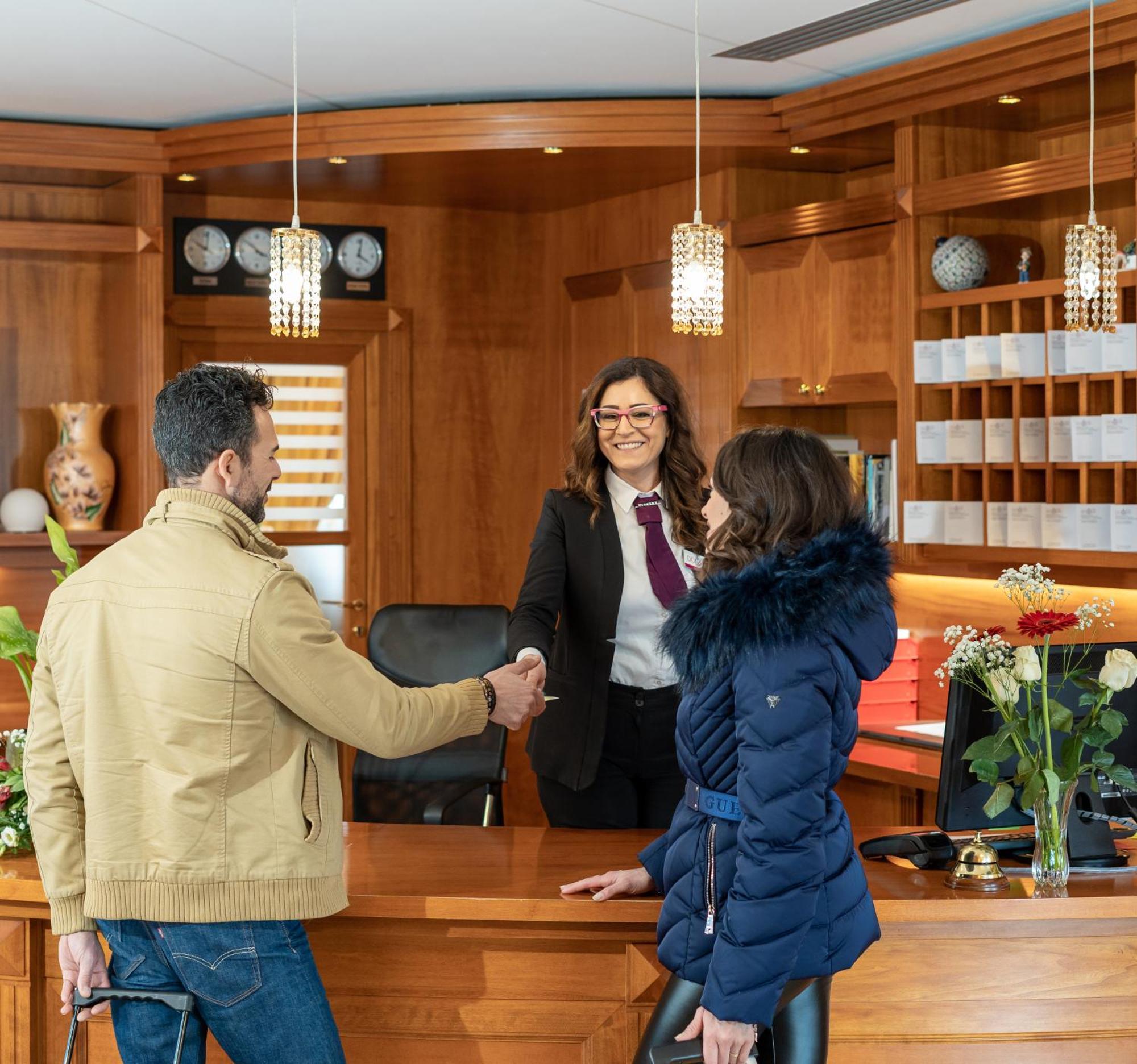 Domus Hotel Bagnoli Del Trigno Экстерьер фото
