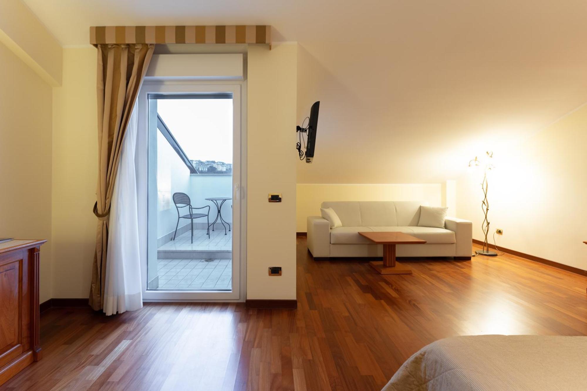 Domus Hotel Bagnoli Del Trigno Экстерьер фото